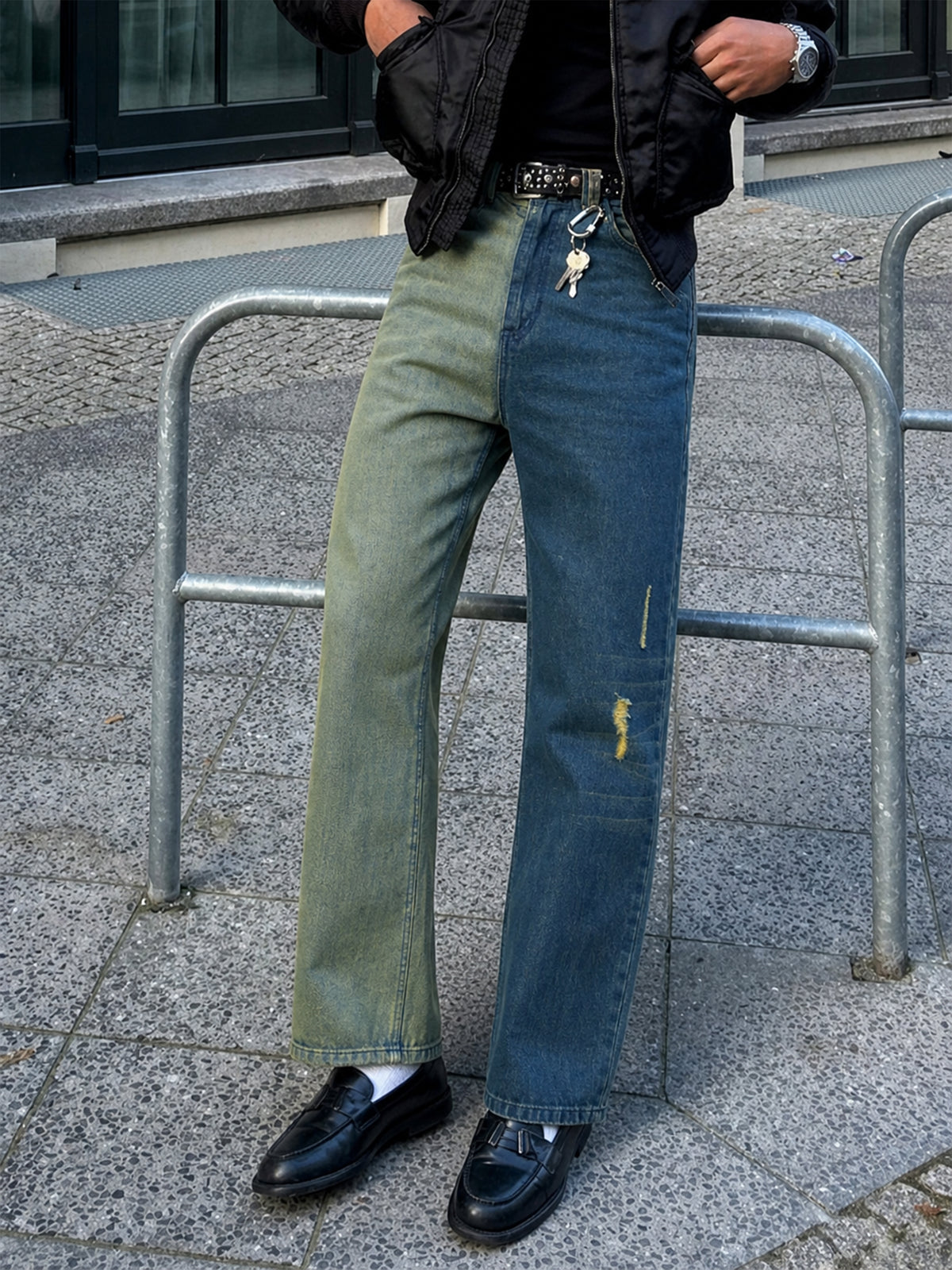 Men Blue & Olive ColorBlock Relax Fit Jeans