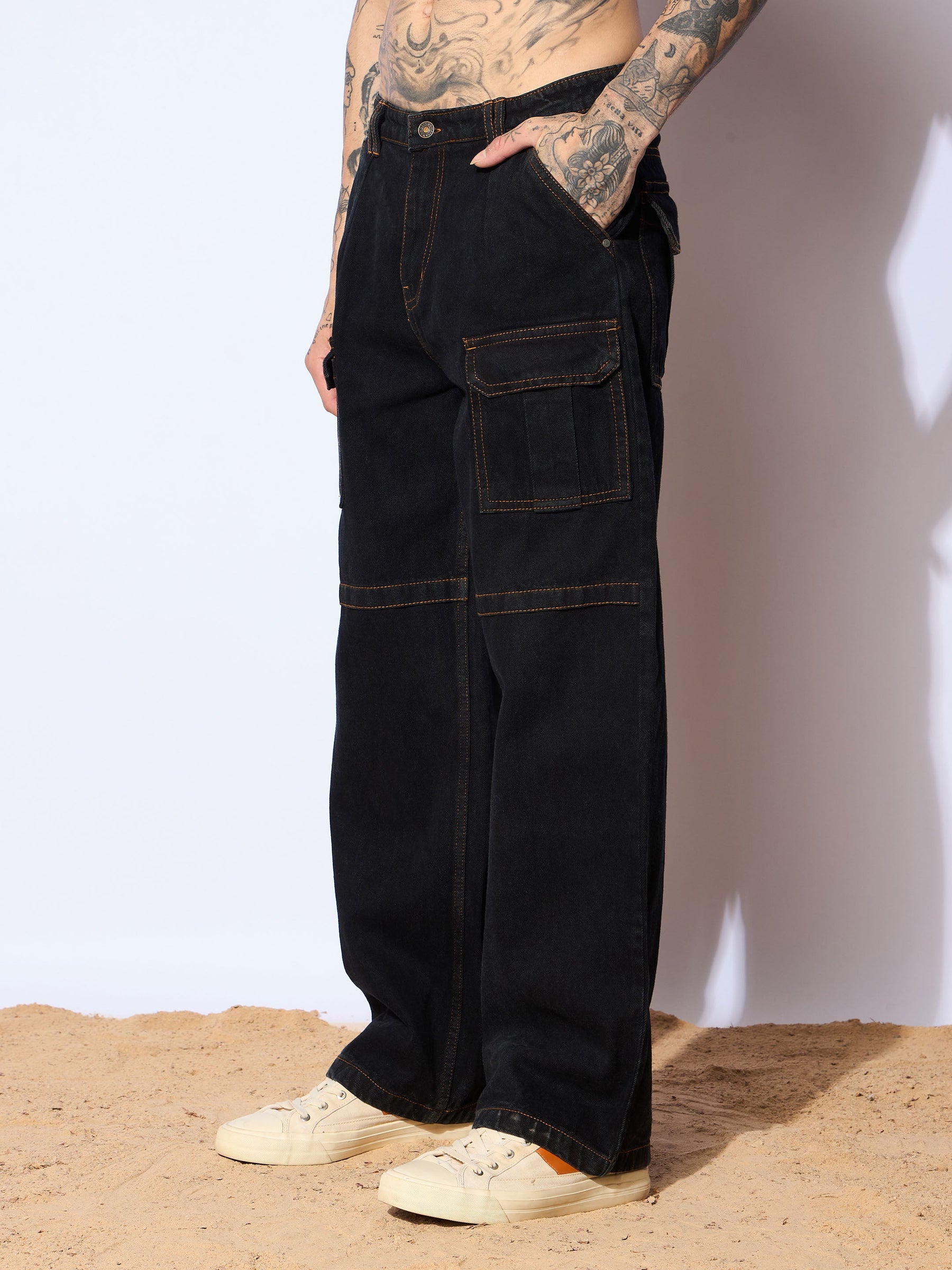 Men Black Side Pocket Baggy Cargo Jeans - Main Image