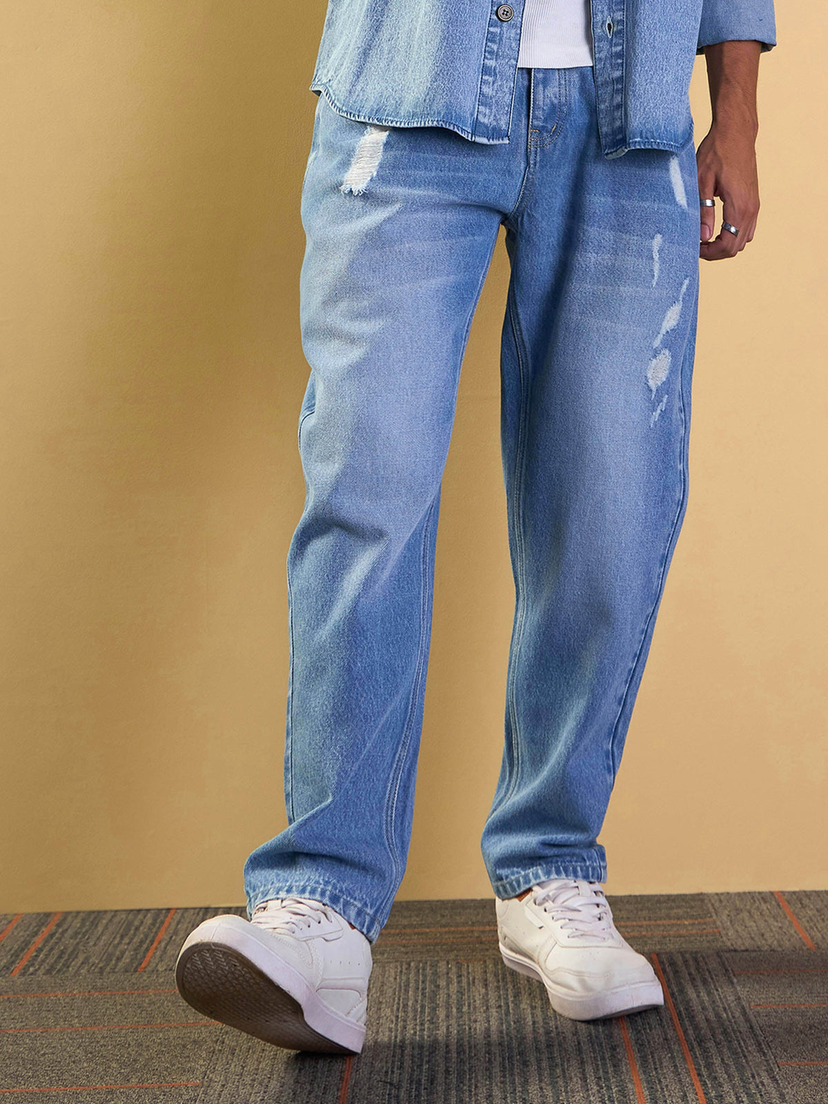 Blue Washed Distressed Relax Fit Jeans-MASCLN SASSAFRAS