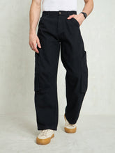 Black Big Cargo Pockets Wide Leg Jeans-MASCLN SASSAFRAS