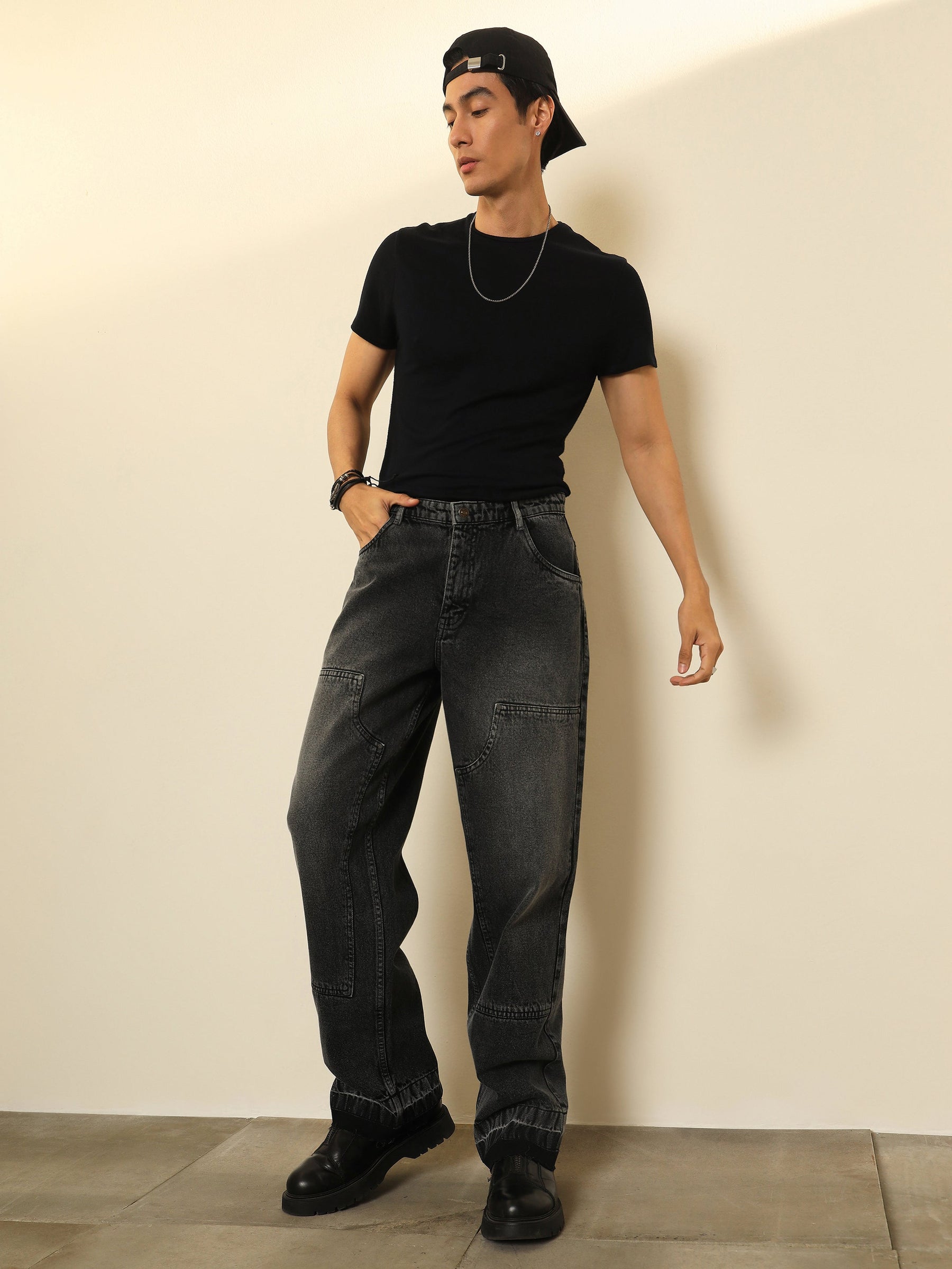 Black Washed Frayed-Hem Relax Fit Carpenter Jeans-MASCLN SASSAFRAS