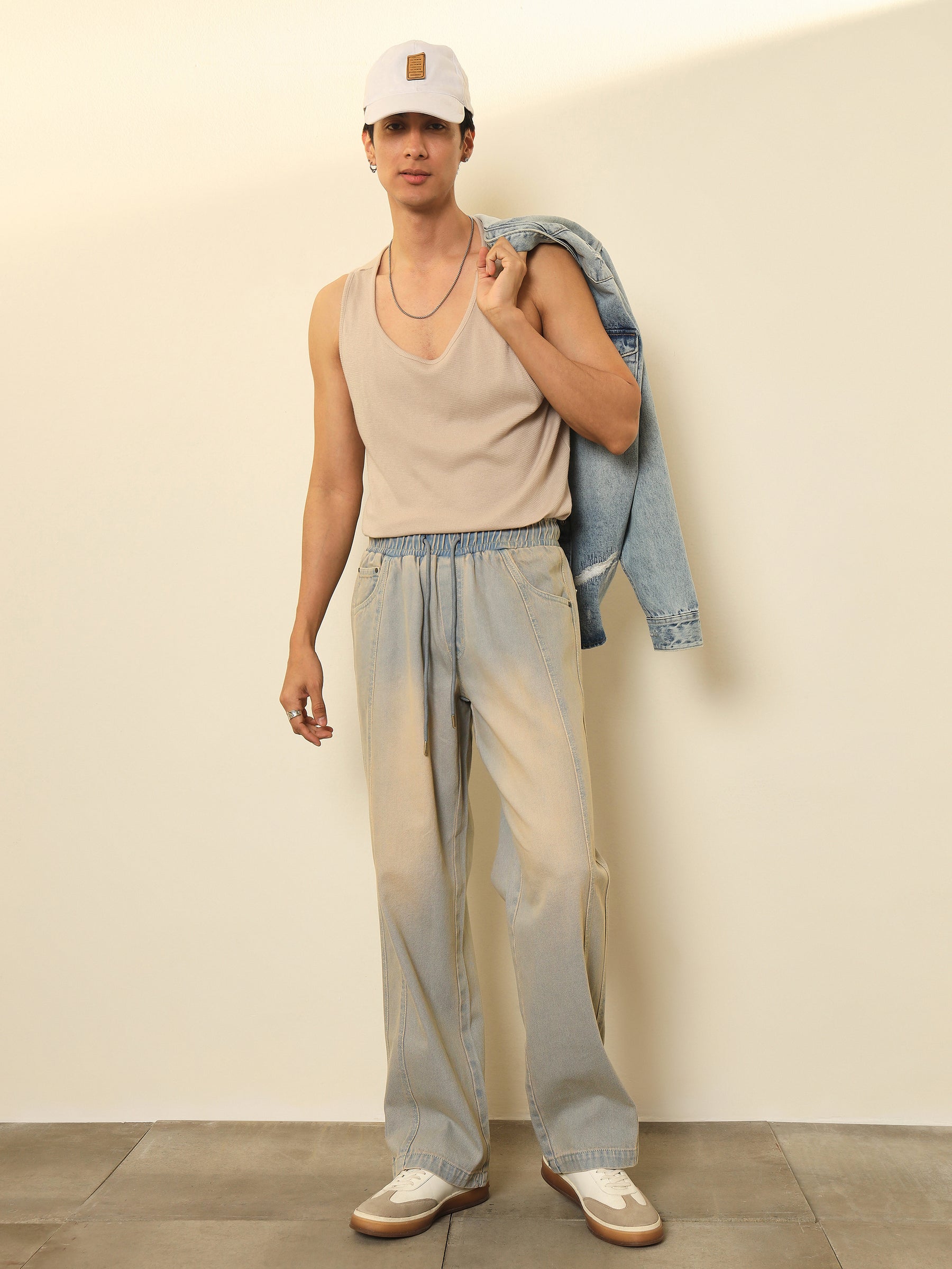 Men Light Blue Seam-Detail Relax Fit Jogger Jeans
