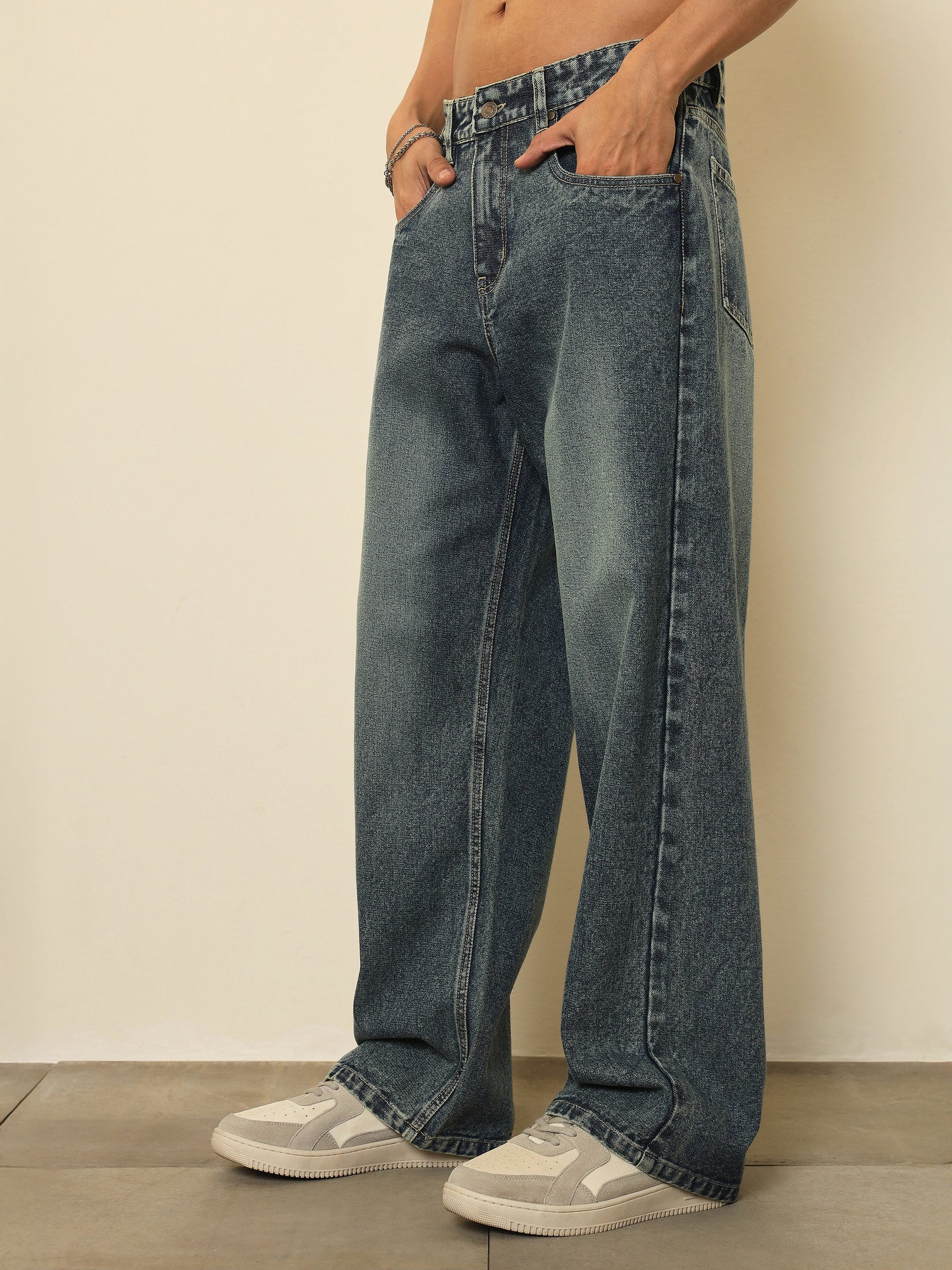 Blue Blast Wash Basic Relax Fit Jeans-MASCLN SASSAFRAS