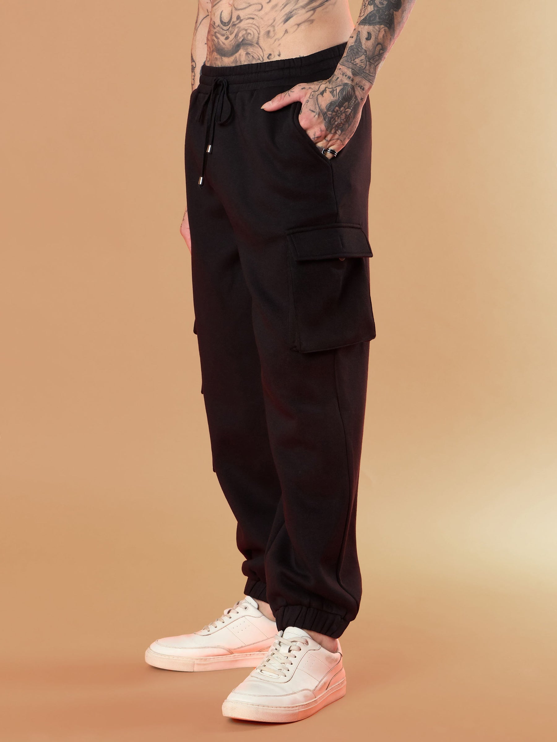 Black Utility Pockets Oversized Joggers-MASCLN SASSAFRAS