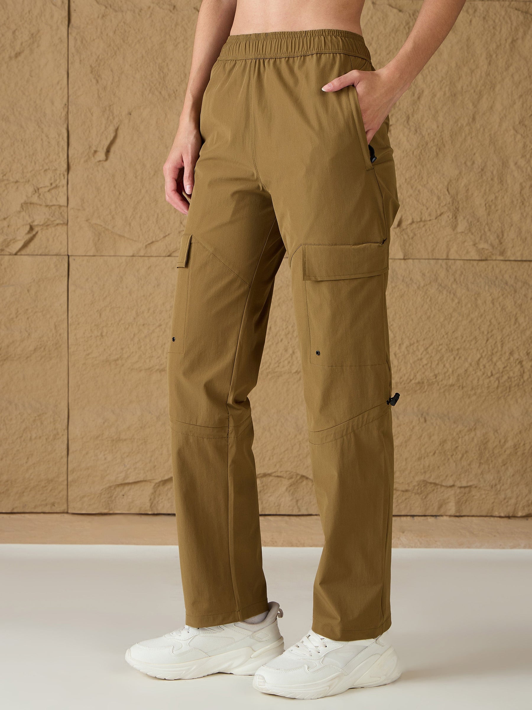 Unisex Brown Front Pocket Parachute Pants-SASSAFRAS