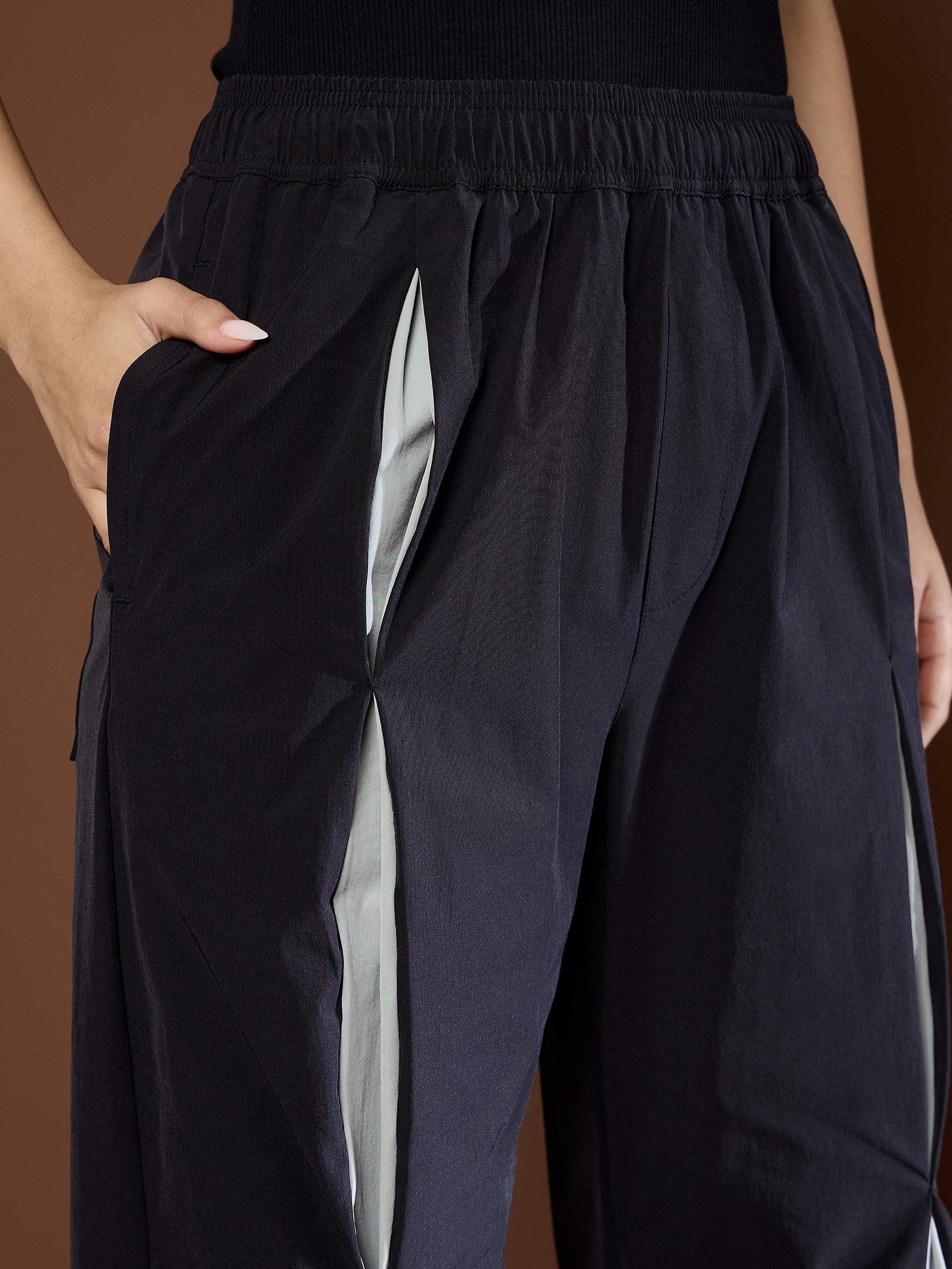 Unisex Black Front Invert Pleat Baggy Parachute Pants-MASCLN SASSAFRAS