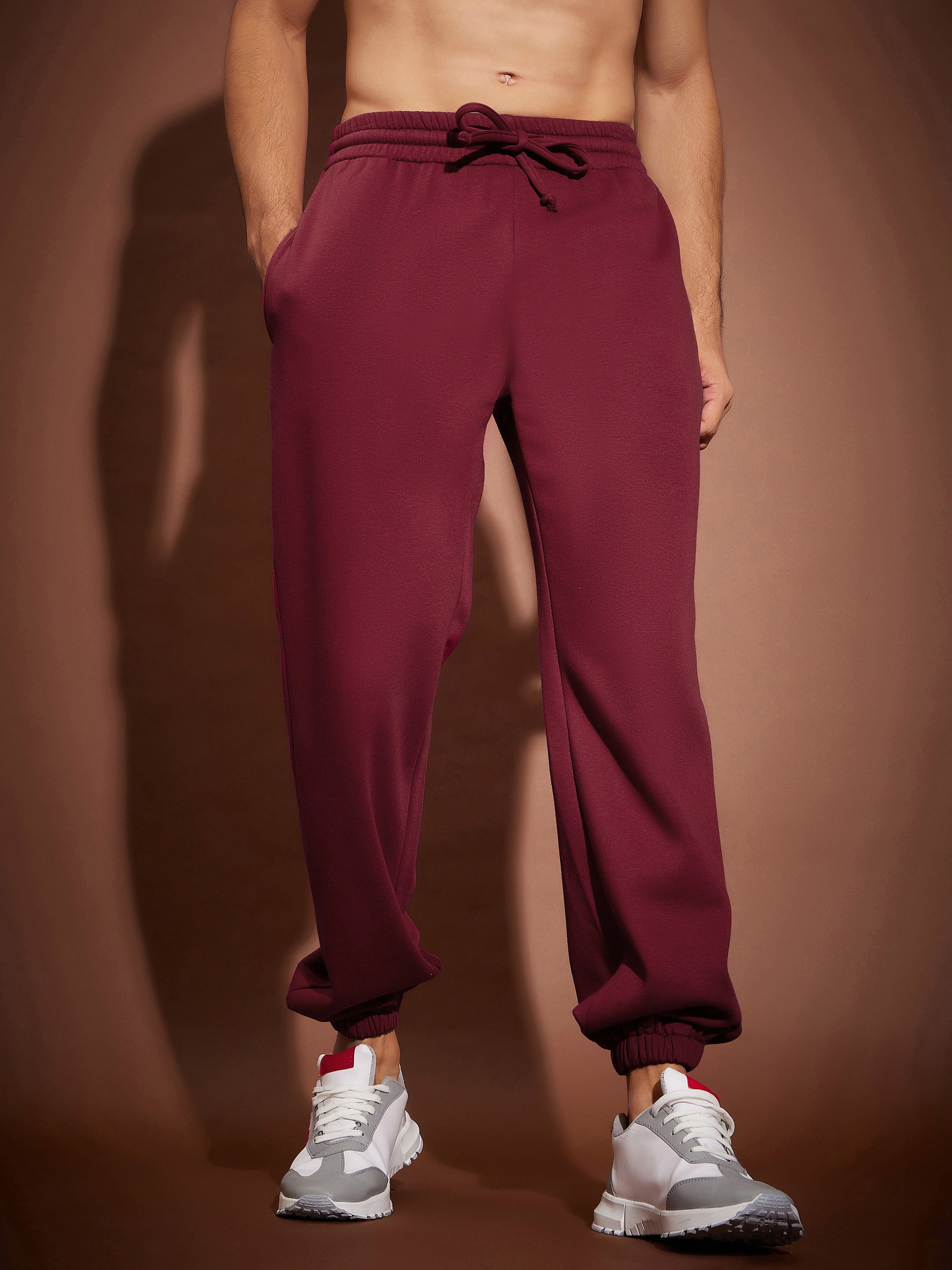 Men Maroon Front Zipper Oversized Sweatshirt With Joggers