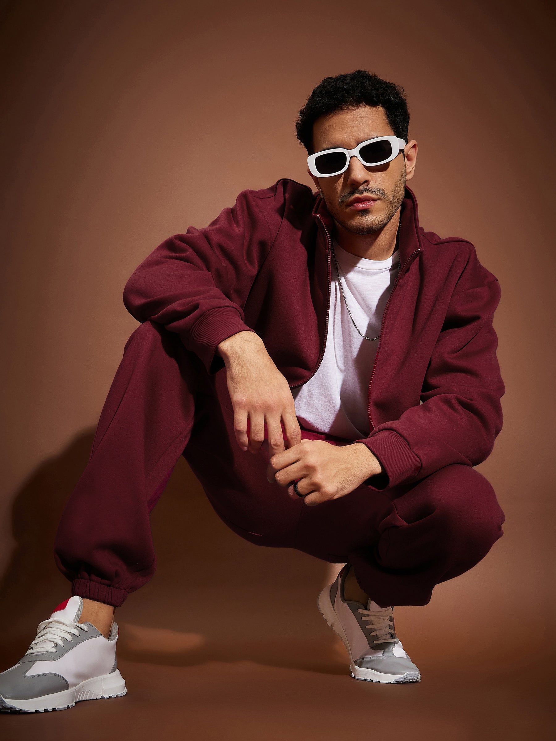 Men Maroon Front Zipper Oversized Sweatshirt With Joggers