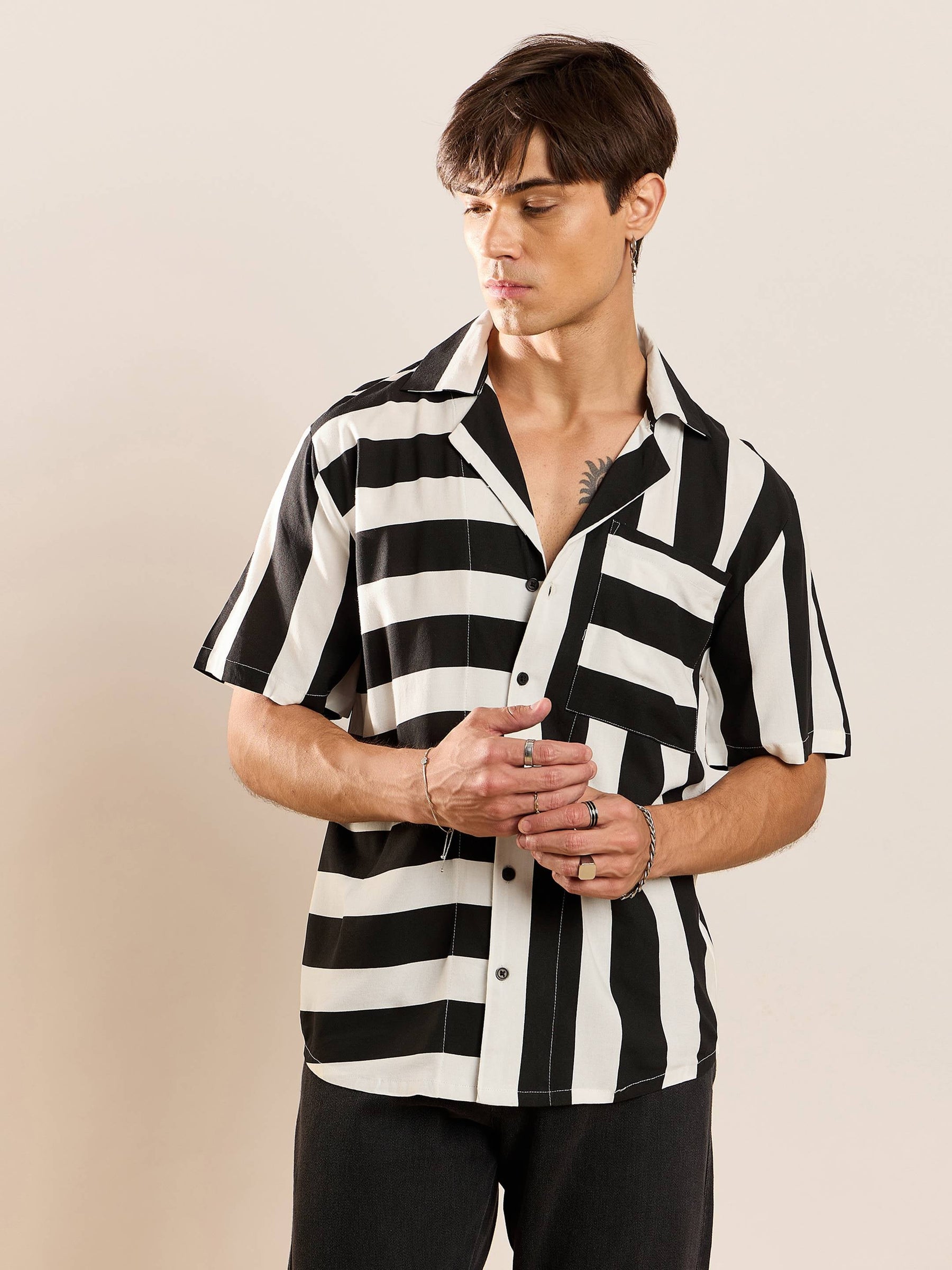 Black & White Stripes Short Sleeve Relax Shirt-MASCLN SASSAFRAS