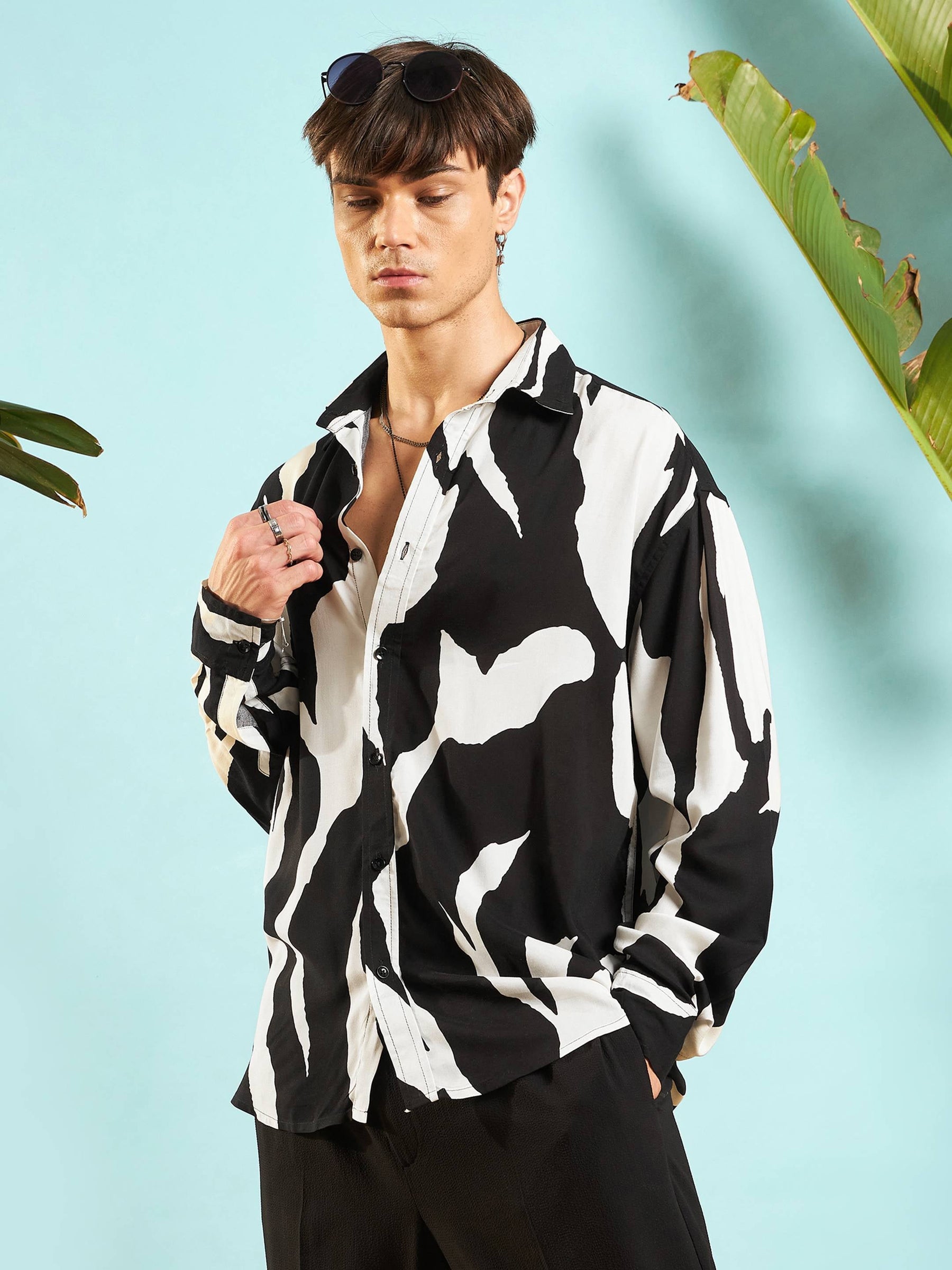 White & Black Abstract Print Relax Fit Shirt-MASCLN SASSAFRAS