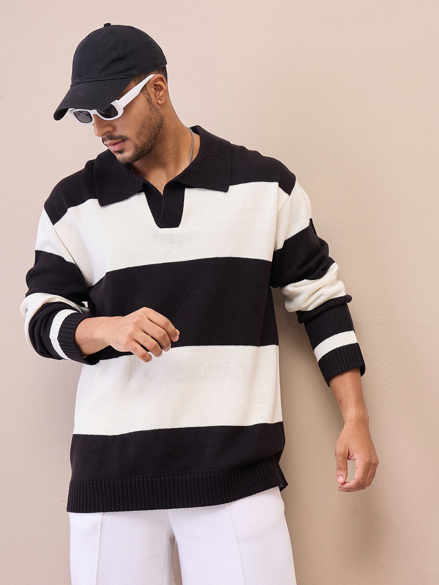Men Unisex Black Off White Collar Neck Oversize Sweater