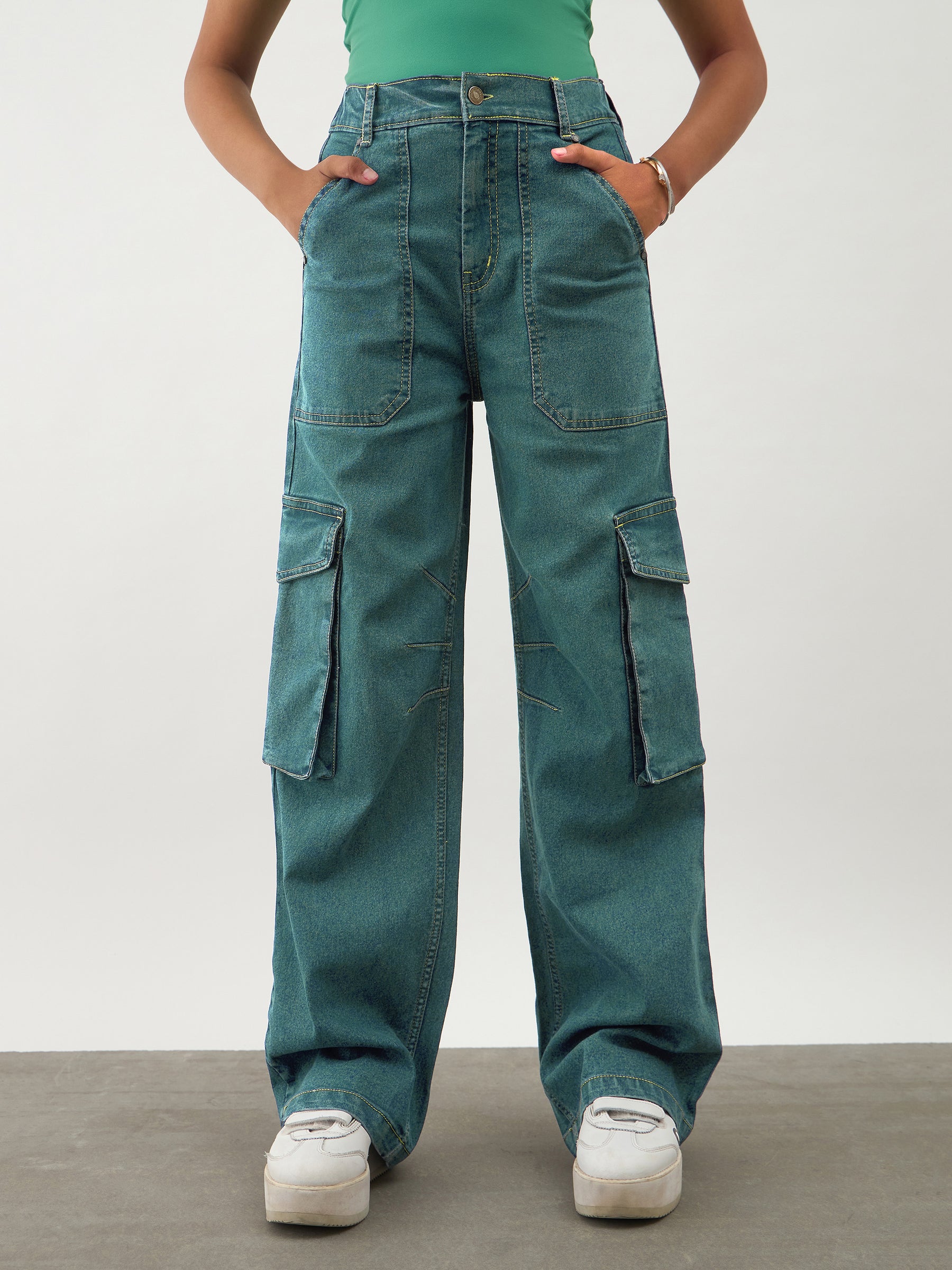 Green Wash Denim Contrast Stitch Cargo Jeans-Noh.Voh 