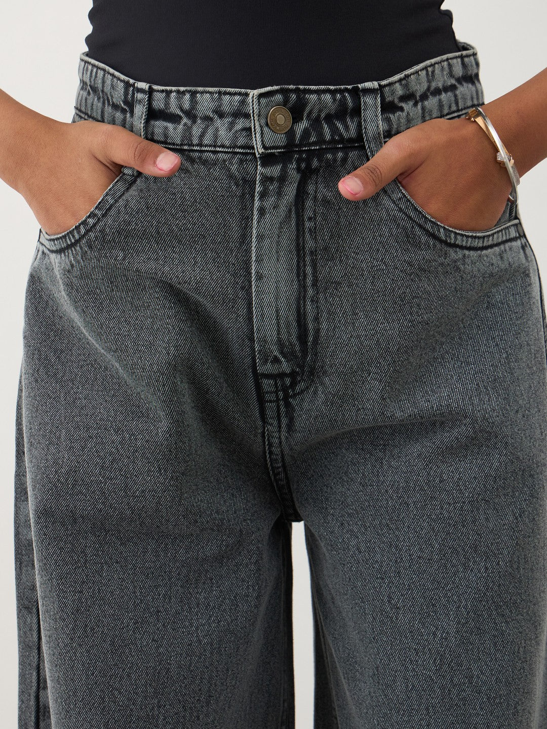 Black Blast Denim Wide Leg Frayed Jeans-Noh.Voh 