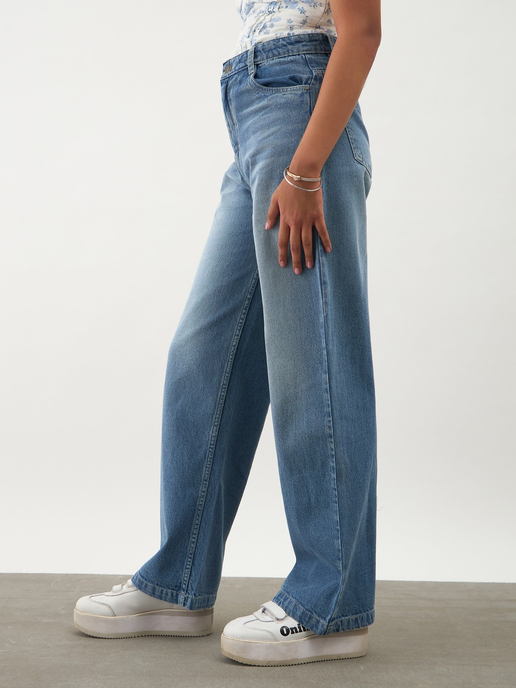 Blue Washed Denim Straight Fit Jeans -Noh.Voh 
