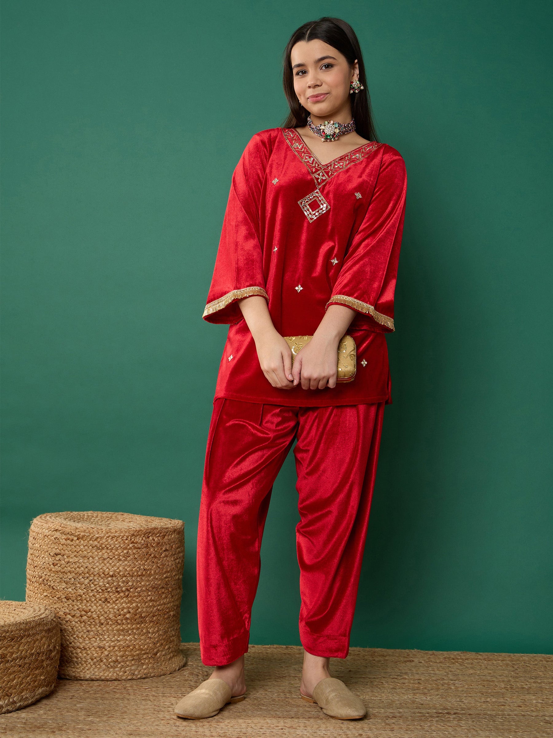 Red Velvet Embroidered V-Neck Short Kurta with Salwar-Noh.Voh