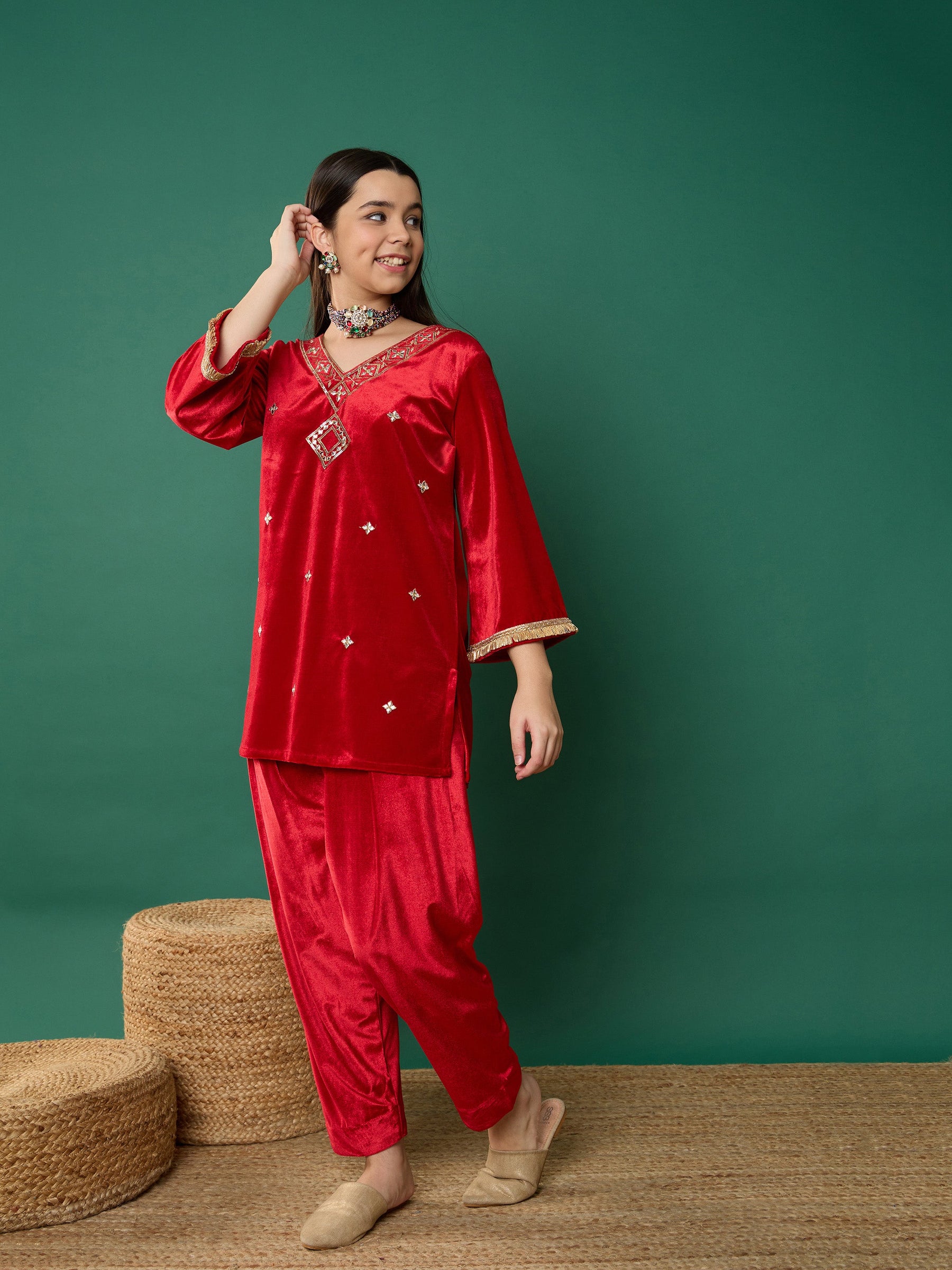 Red Velvet Embroidered V-Neck Short Kurta with Salwar-Noh.Voh