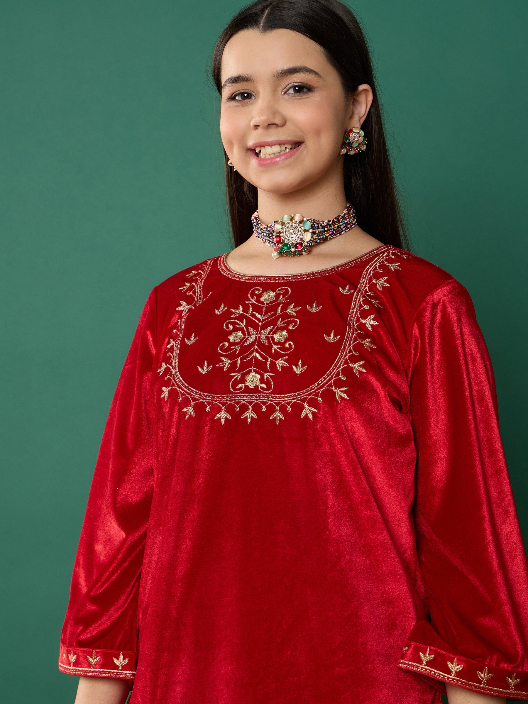 Red Velvet Embroidered Short Kurta-Noh.Voh