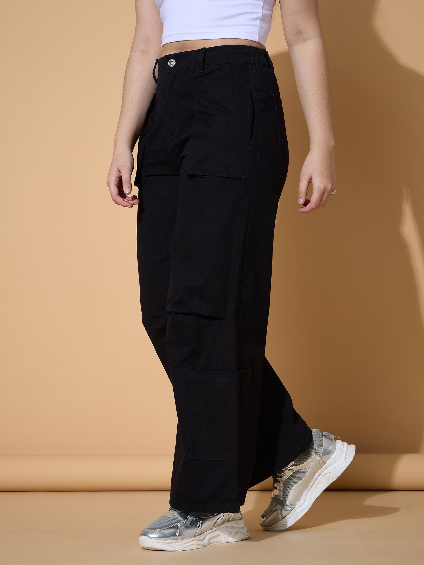 Black Twill Multi Pocket Straight Pants -Noh.Voh