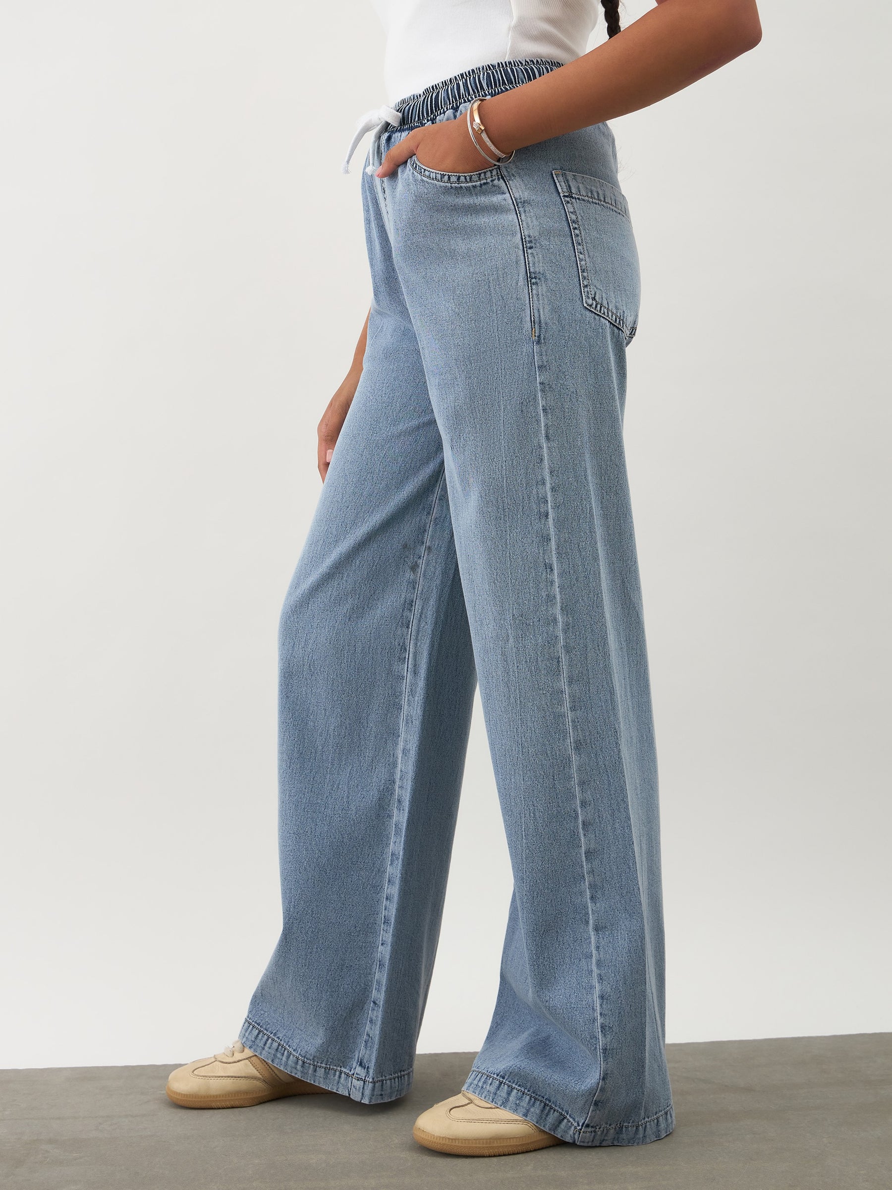 Blue Wash Denim Drawstring Pants -Noh.Voh 
