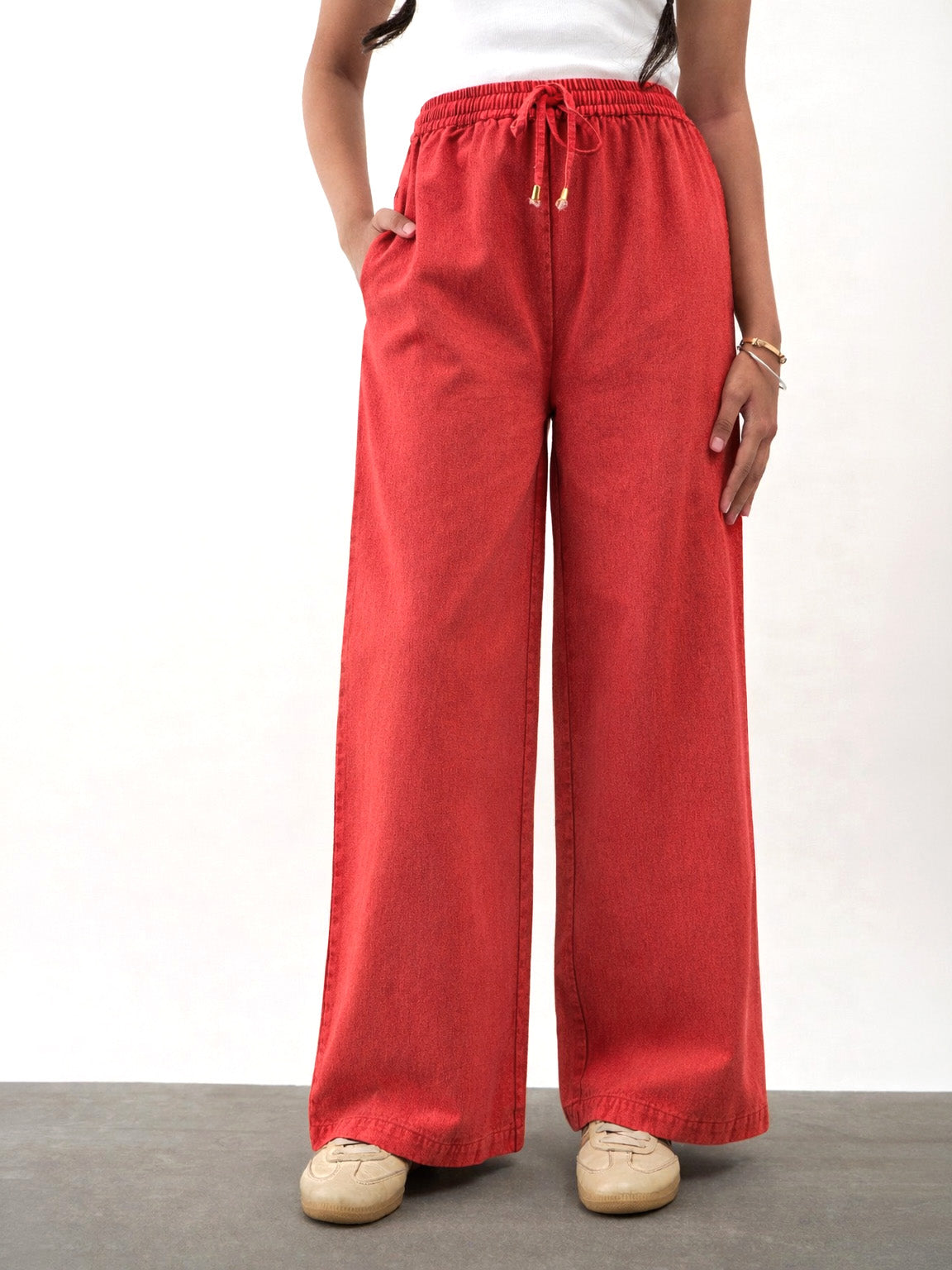 Red Twill Overdyed Elasticated Straight Pants -Noh.Voh 
