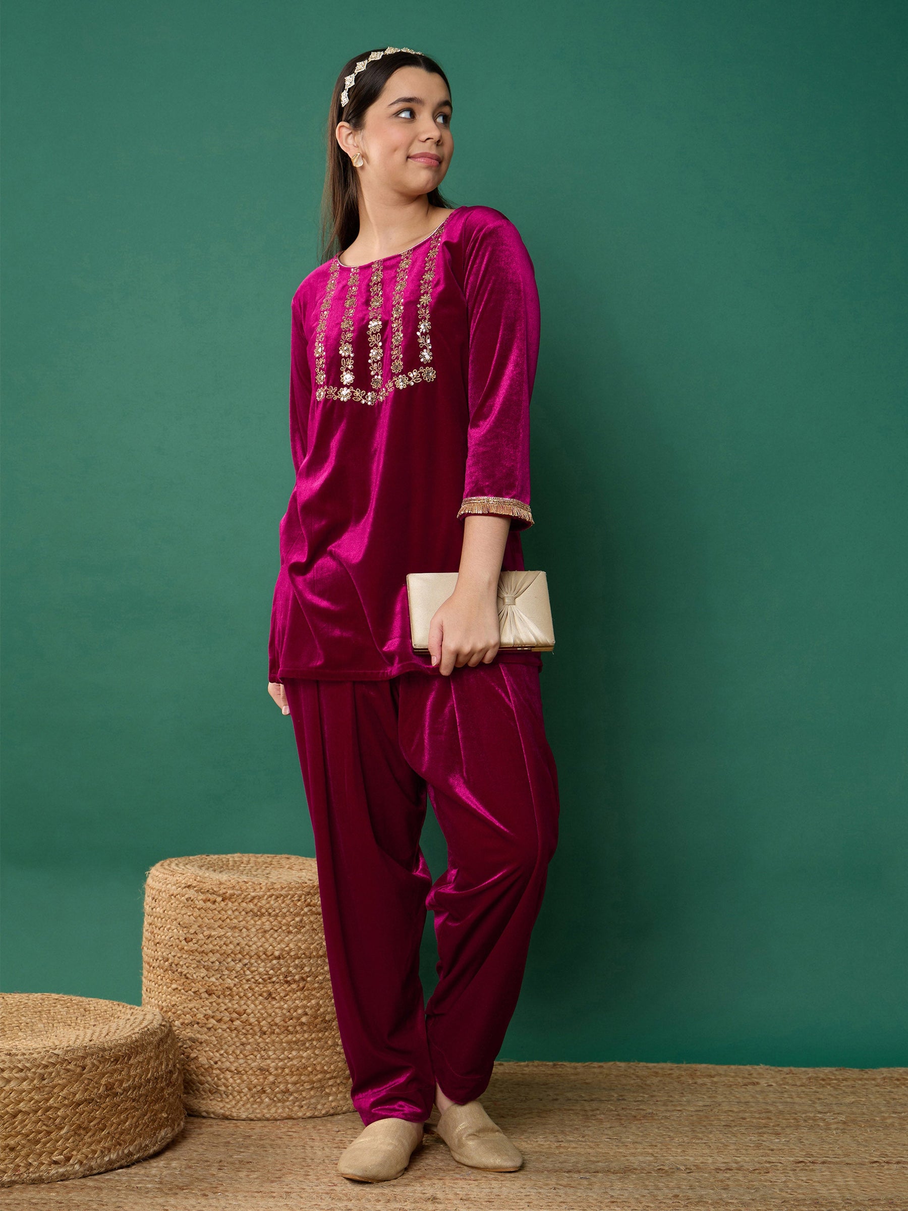 Fuchsia Velvet Embroidered Kurta With Salwar-Noh.Voh