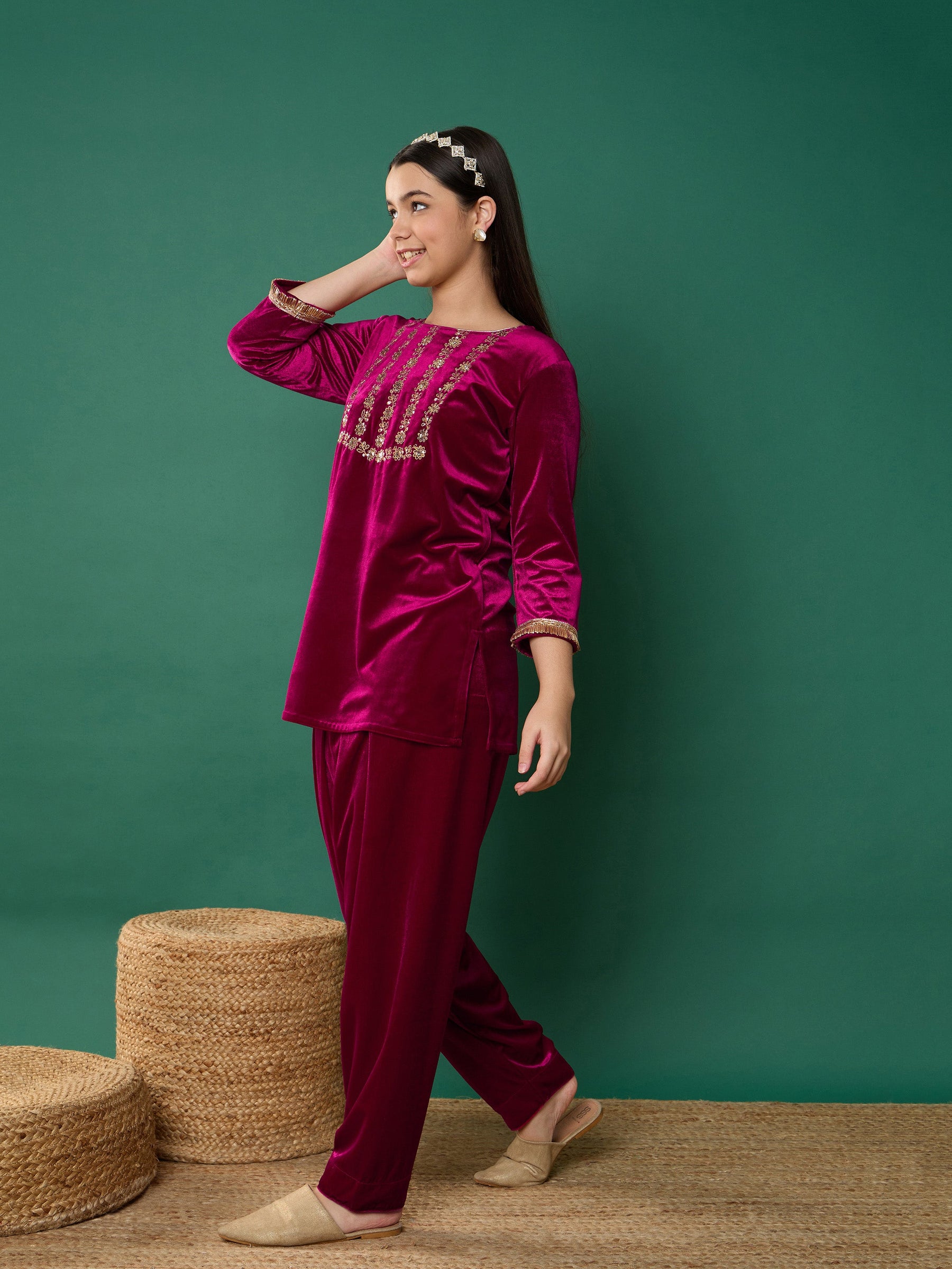 Fuchsia Velvet Embroidered Kurta With Salwar-Noh.Voh