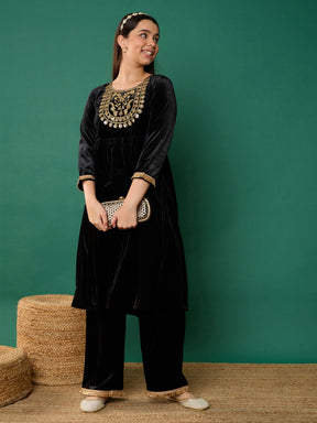 Black Velvet Embroidered Kurta With Pants-Noh.Voh