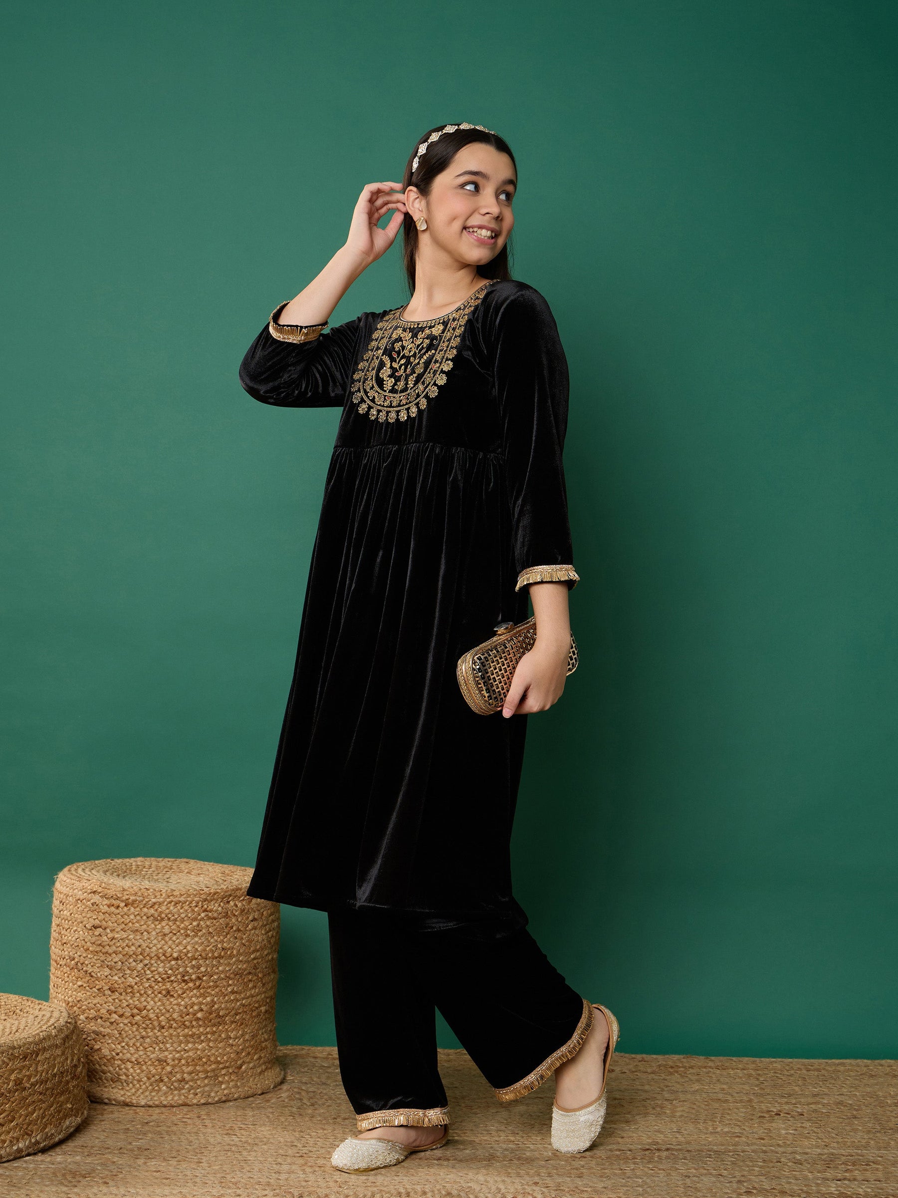 Black Velvet Embroidered Kurta With Pants-Noh.Voh