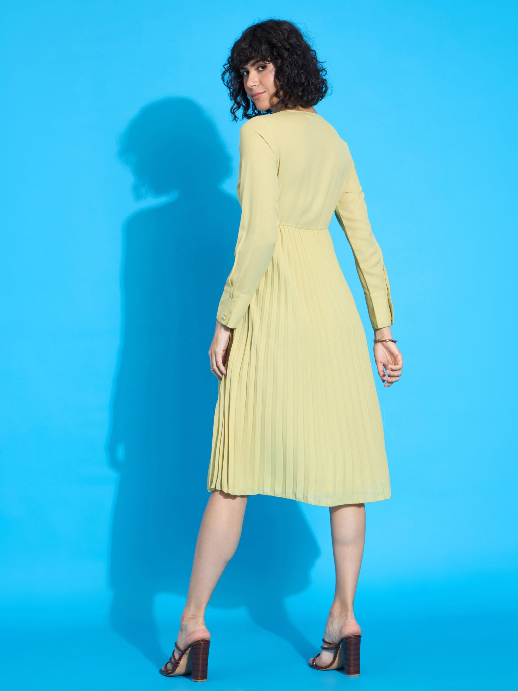 Lime Twisted Pleated Skater Dress-SASSAFRAS worklyf