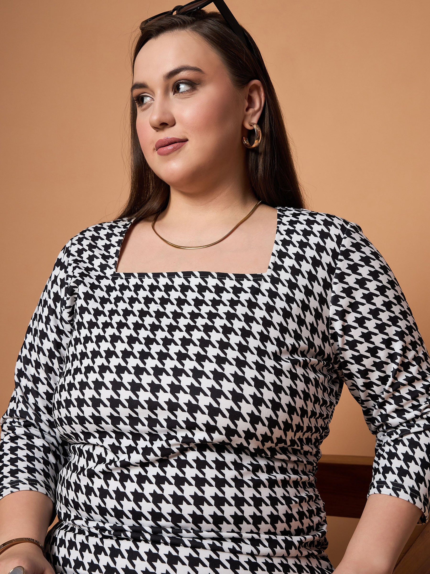 Black & White Houndstooth Ruched Dress-SASSAFRAS Curve