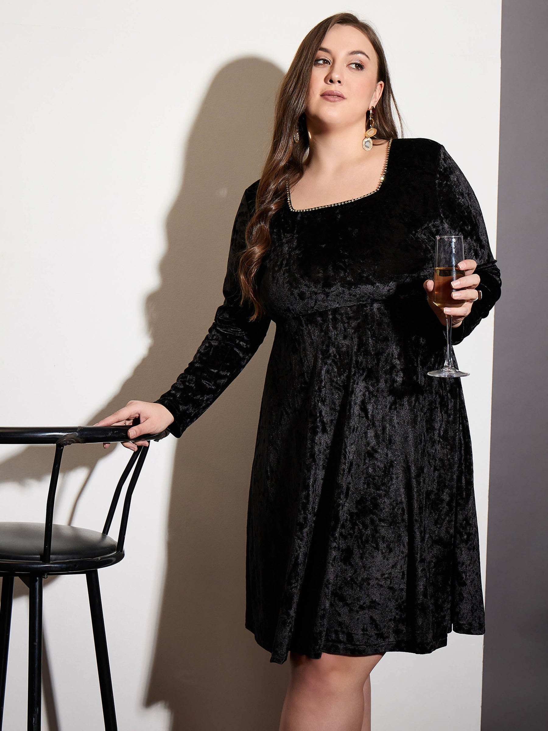 Black Velvet Square Neck Flare Dress-SASSAFRAS Curve