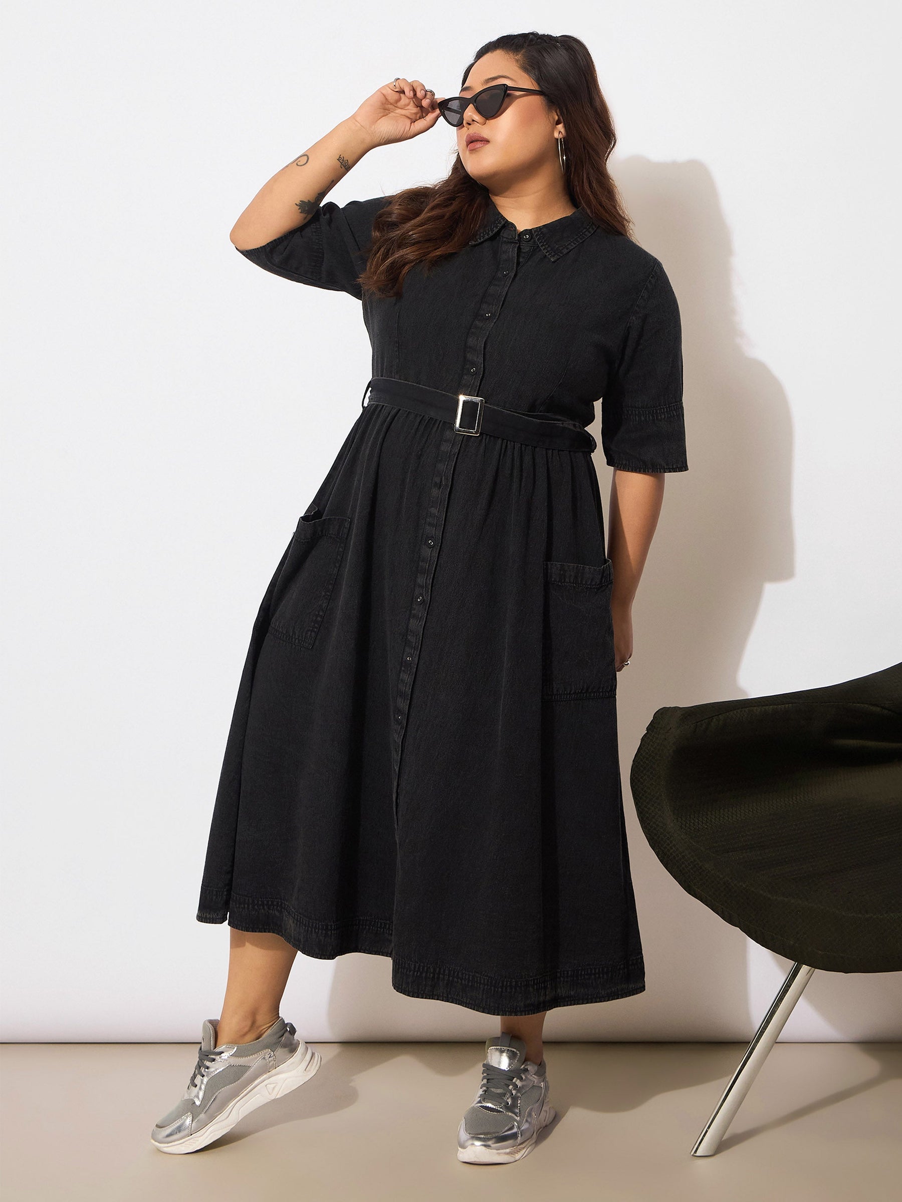 Black Tencel Front Button Midi Dress-SASSAFRAS Curve