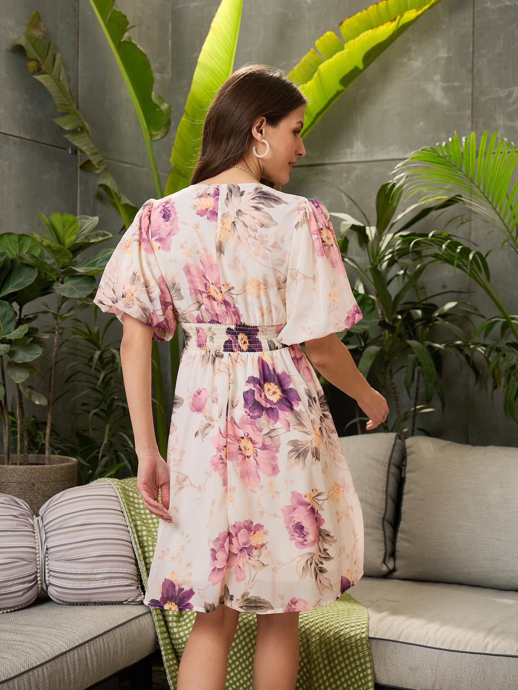 Off-White Floral Balloon Sleeve Short Dress-SFDRSS12710