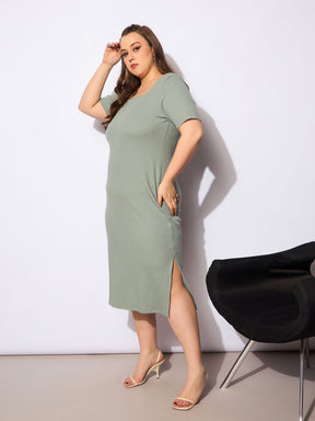 Green Rib Square Neck Short Sleeves Midi Dress-SASSAFRAS Curve