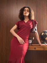 Maroon V-Neck Scuba Frill Midi Dress-SASSAFRAS worklyf
