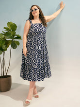 Navy Geometric Tie Up Tiered Dress-SASSAFRAS Curve