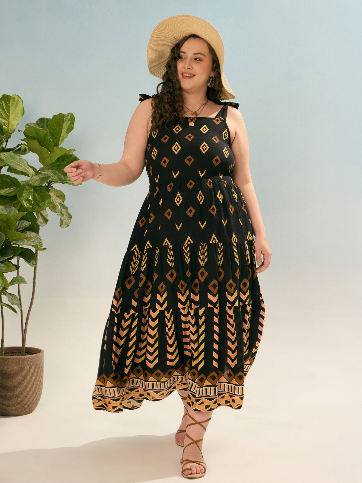 Black Geometric Tie Up Tiered Dress-SASSAFRAS Curve