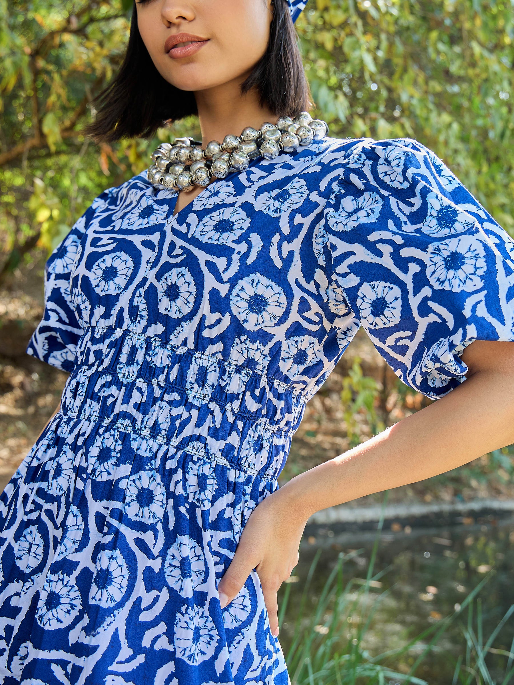 Blue & White V-Neck Puff Sleeves Midi Dress-Pink Paprika By SASSAFRAS