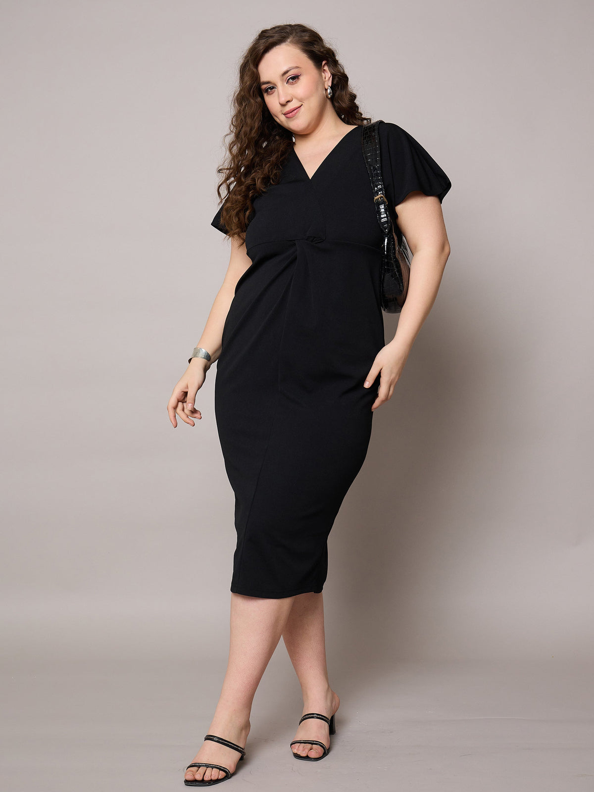 Black V Neck Short Sleeves Midi Dress-SASSAFRAS Curve