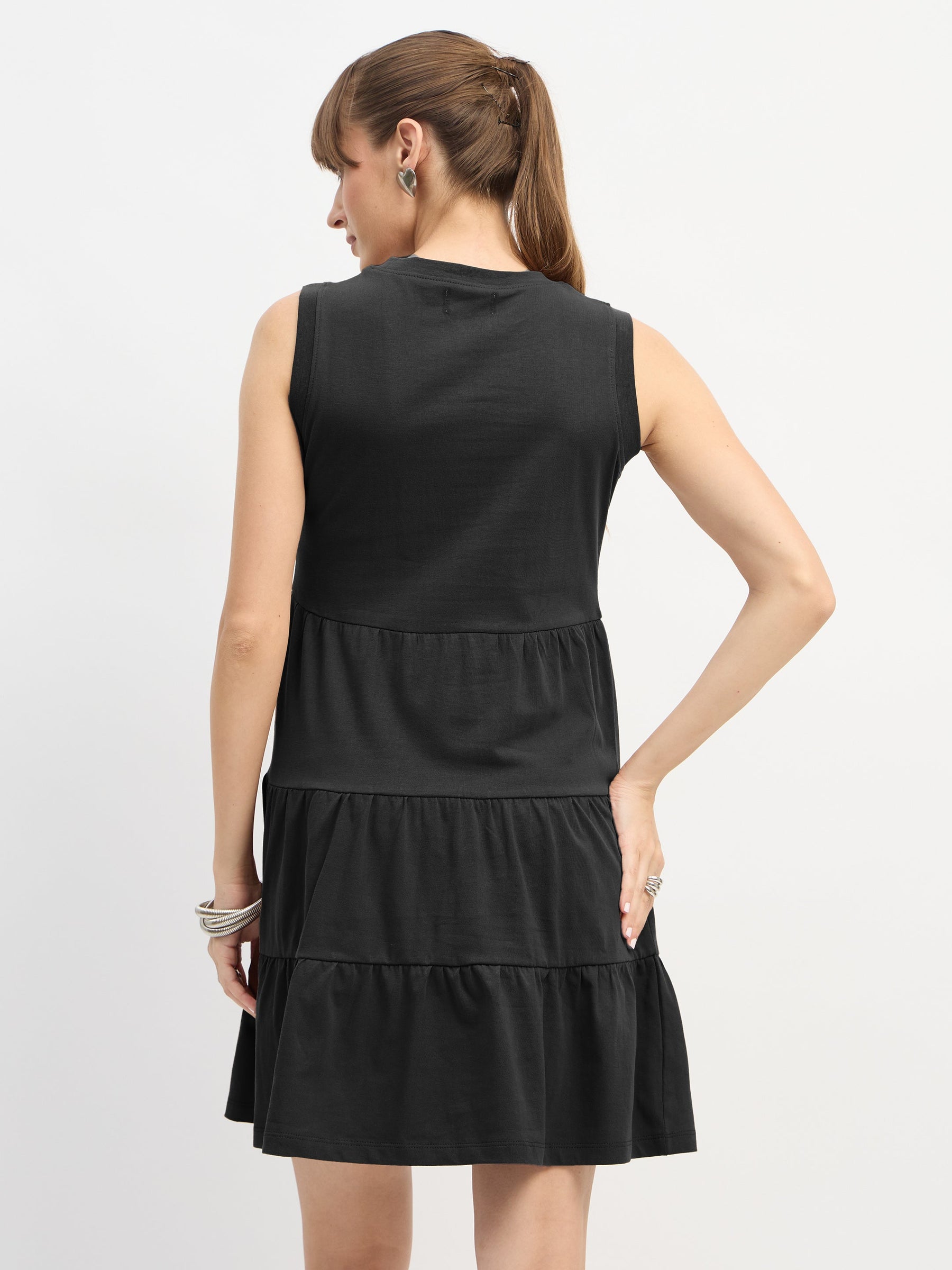 Black Jersey Sleeveless Tiered Short Dress-SASSAFRAS