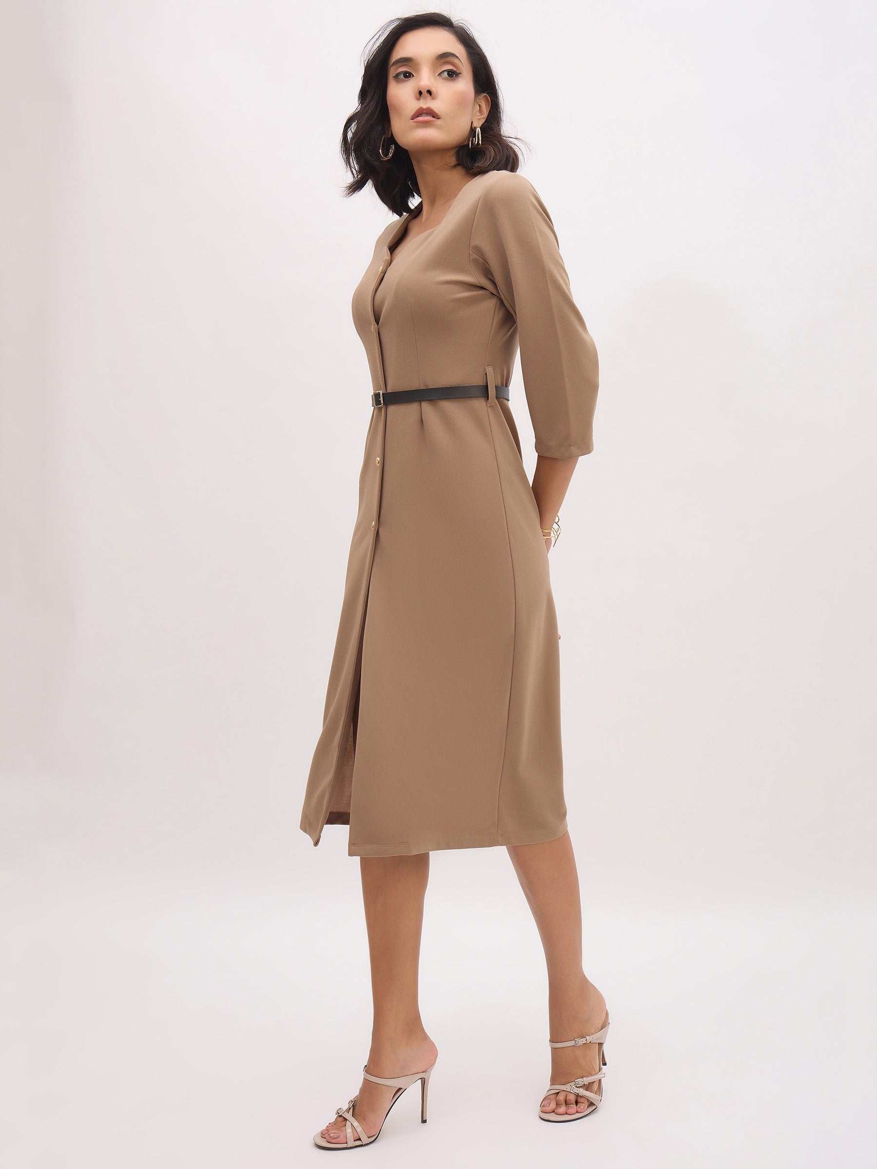 Beige Sweetheart Neck Midi Dress With PU Belt-SASSAFRAS worklyf