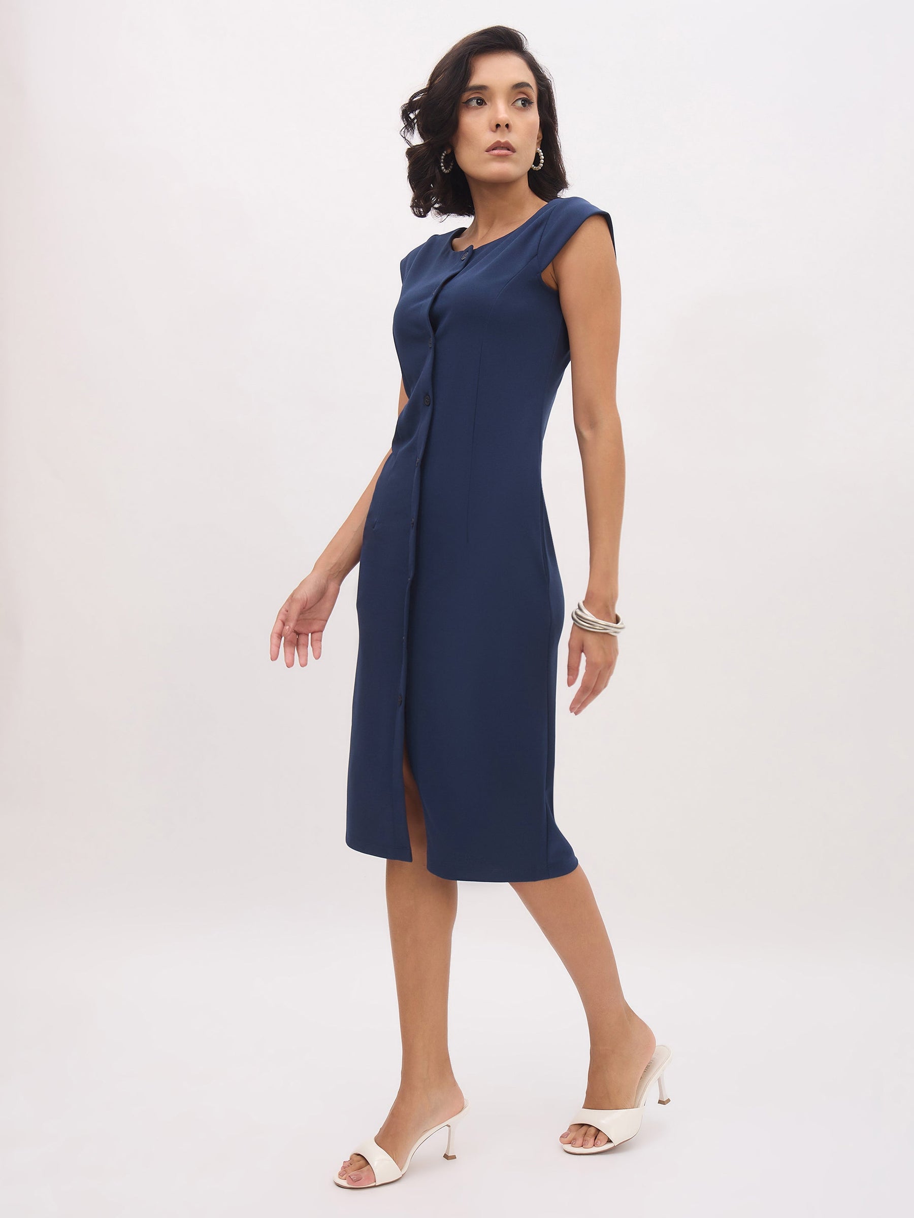 Blue Round Neck Button Midi Dress-SASSAFRAS worklyf
