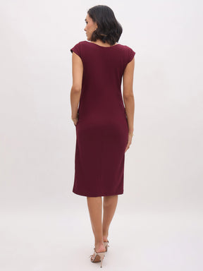 Burgundy Round Neck Button Midi Dress-SASSAFRAS worklyf