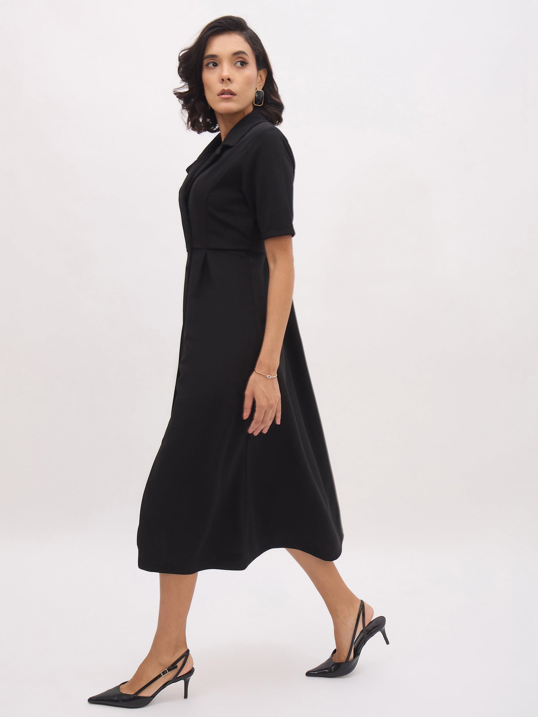 Black Notch Collar Button Midi Dress-SASSAFRAS worklyf