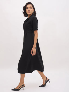 Black Notch Collar Button Midi Dress-SASSAFRAS worklyf