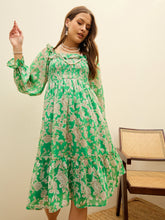 Green Floral Square Neck Midi Dress-SASSAFRAS