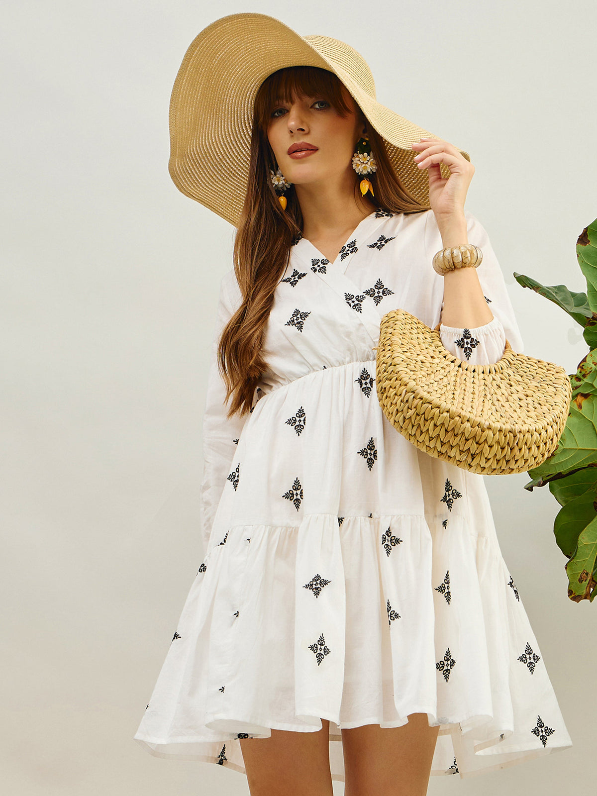 White Embroidered Shawl Collar Tiered Dress-Pink Paprika By SASSAFRAS