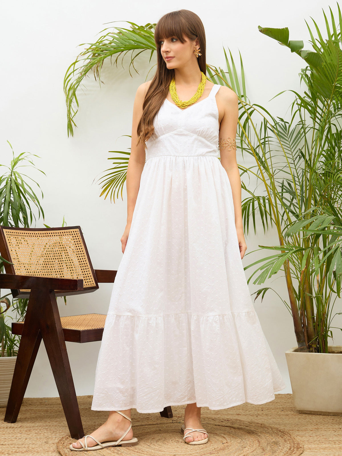 White Sweatheart Neck Strappy Maxi Dress-SASSAFRAS