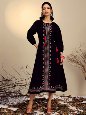 Women Black Poplin Embroidered Front Dori Midi Dress