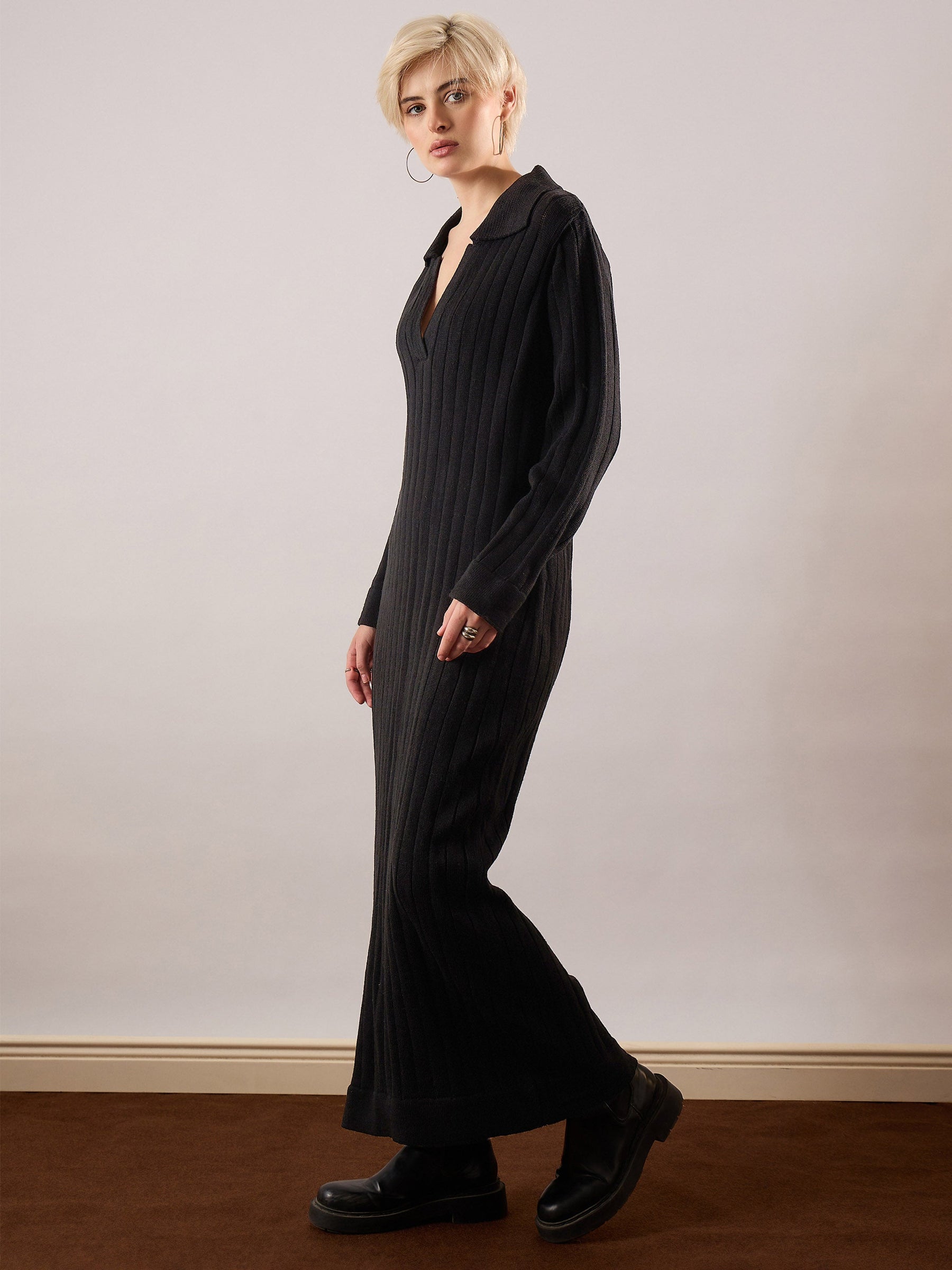 Black Acrylic Wool Collar Midi Dress-SASSAFRAS